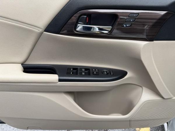 Used 2017 HONDA ACCORD EXL