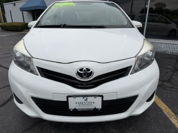 Used 2014 Toyota YARIS 5 Door LE