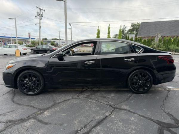 Used 2017 NISSAN ALTIMA 25