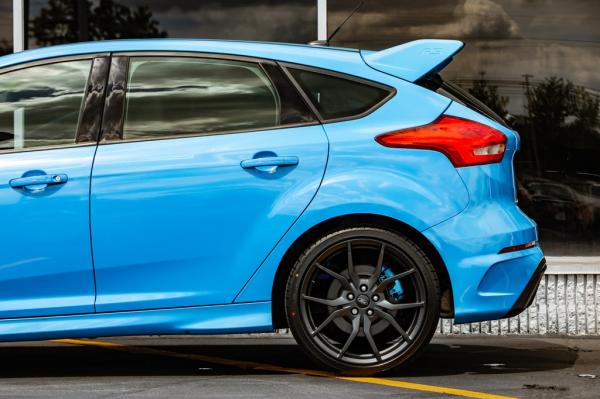 Used 2017 FORD FOCUS RS