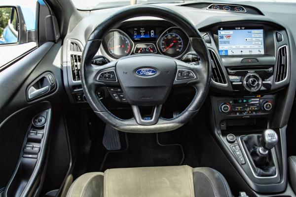 Used 2017 FORD FOCUS RS