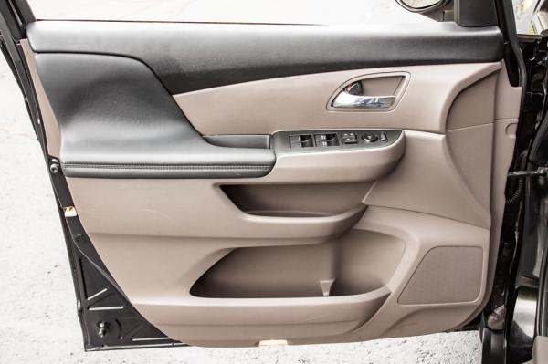 Used 2016 HONDA ODYSSEY SE