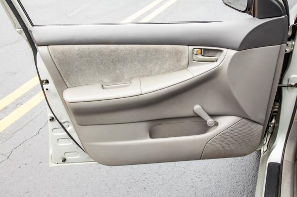 Used 2004 Toyota COROLLA CE