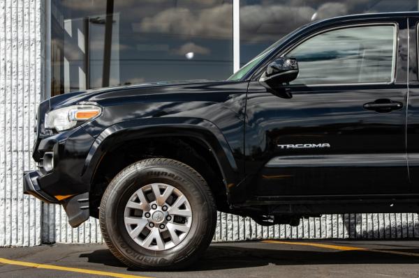 Used 2016 Toyota TACOMA DOUBLE CAB