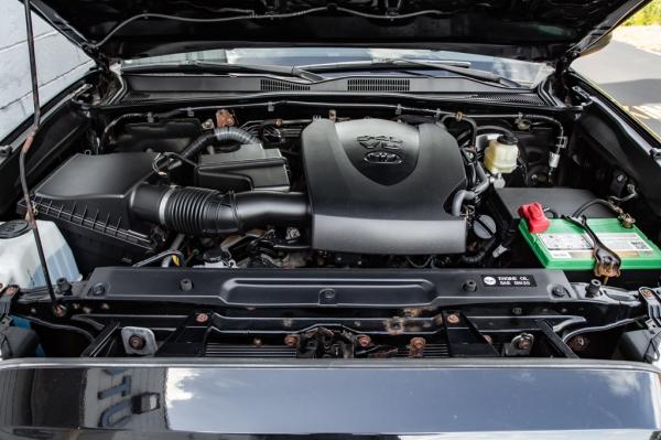 Used 2016 Toyota TACOMA DOUBLE CAB