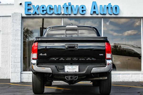 Used 2016 Toyota TACOMA DOUBLE CAB
