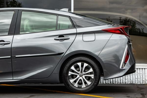 Used 2021 Toyota PRIUS PRIME XLE