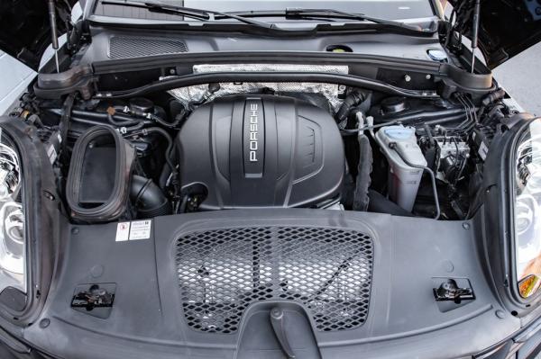 Used 2018 PORSCHE MACAN