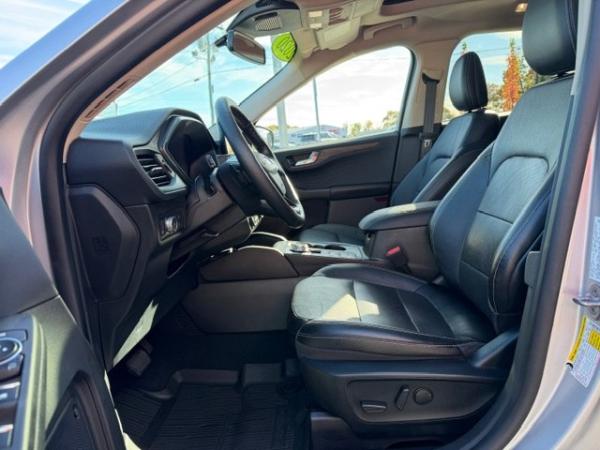 Used 2020 FORD ESCAPE TITANIUM