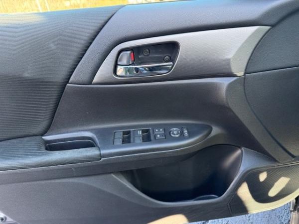 Used 2015 HONDA ACCORD LX