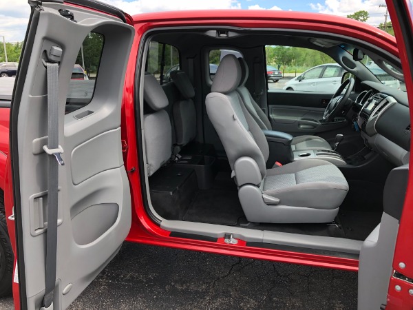 Used 2013 Toyota TACOMA Access Cab SR5 V6 4x4