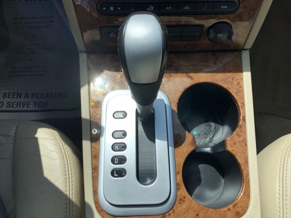 Used 2005 FORD FIVE HUNDRED LIMITED