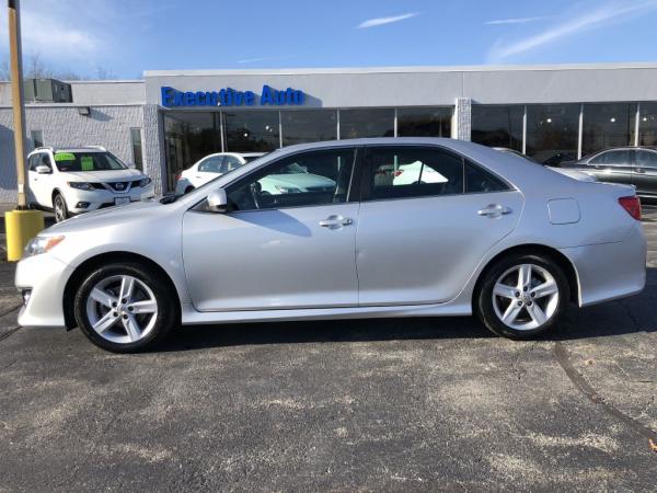 Used 2013 Toyota CAMRY SE SE