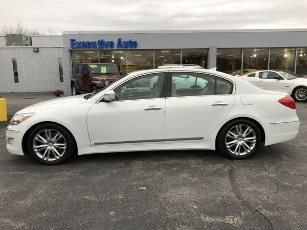 Used 2012 HYUNDAI GENESIS 46L