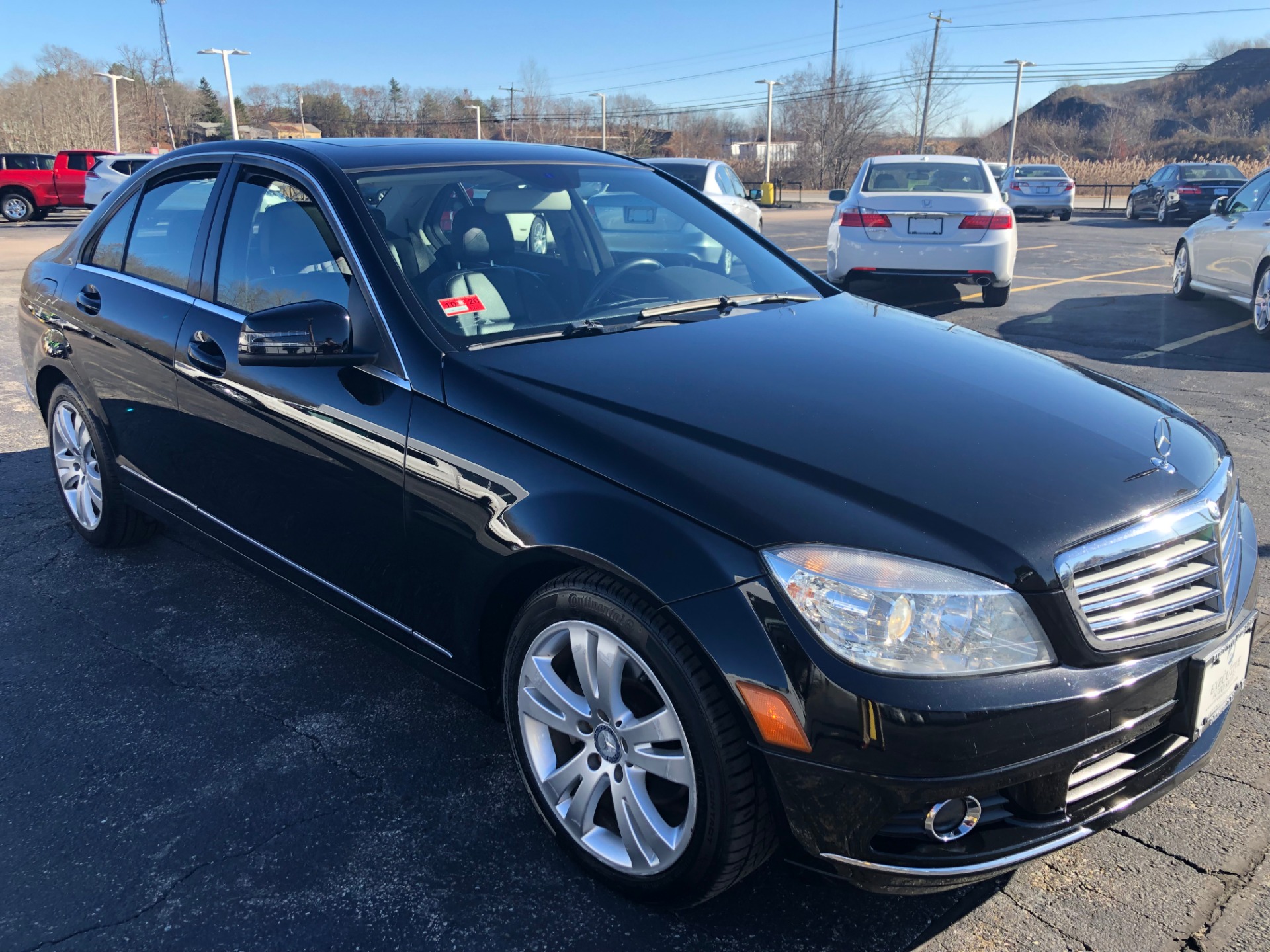 Куплю мерседес 2011. Мерседес 300. Мерседес с300 2011. Mercedes c300 2011. Мерседес c 300 2011.