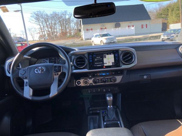 Used 2017 Toyota TACOMA LIMITED DOUBLE CAB