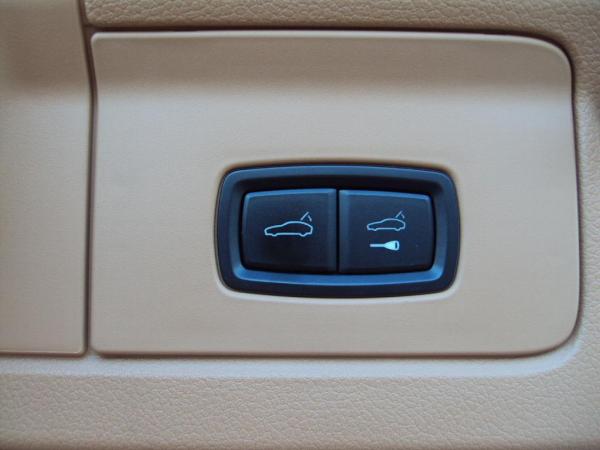 Used 2011 PORSCHE PANAMERA 4S 4S