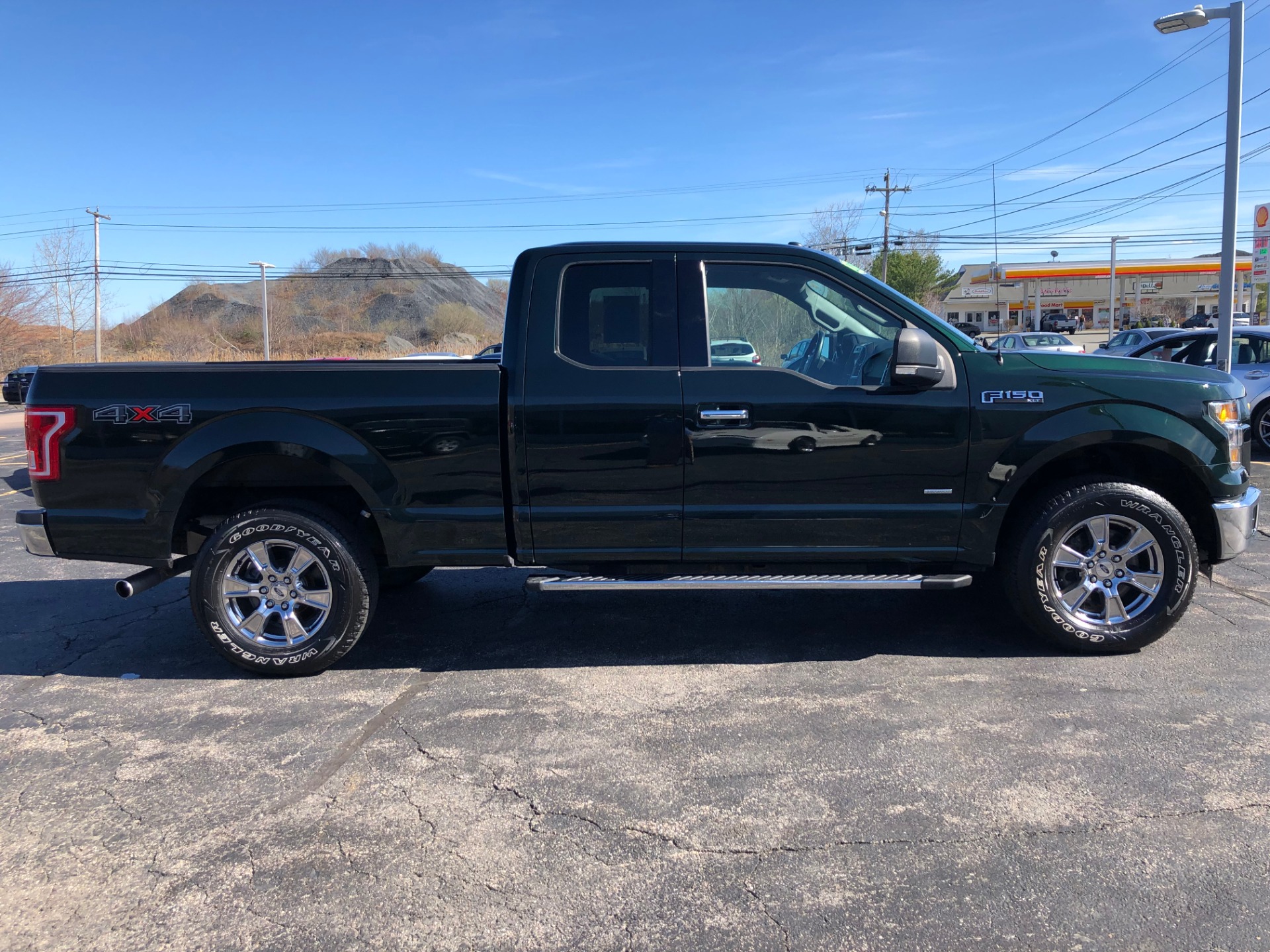 Download 2015 F150 Supercab Lowered Background