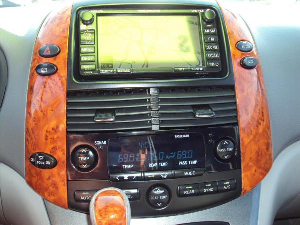 Used 2008 Toyota SIENNA XLE