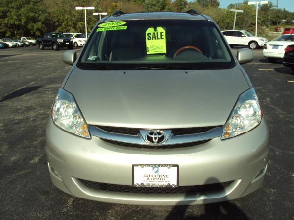 Used 2008 Toyota SIENNA XLE
