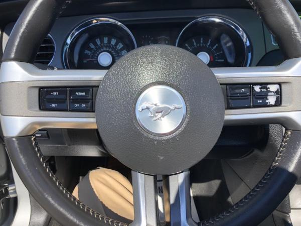 Used 2012 FORD MUSTANG