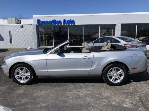 Used 2012 FORD MUSTANG