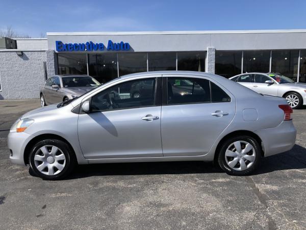 Used 2007 Toyota YARIS 4door