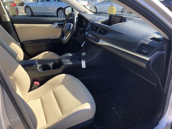 Used 2012 LEXUS CT200H 200