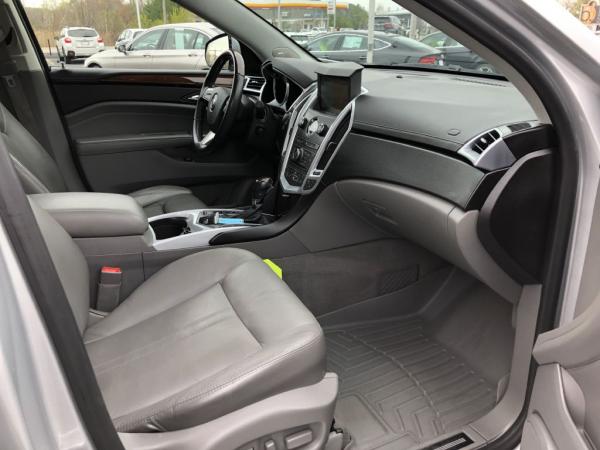 Used 2011 CADILLAC SRX LUXURY COLLECTION