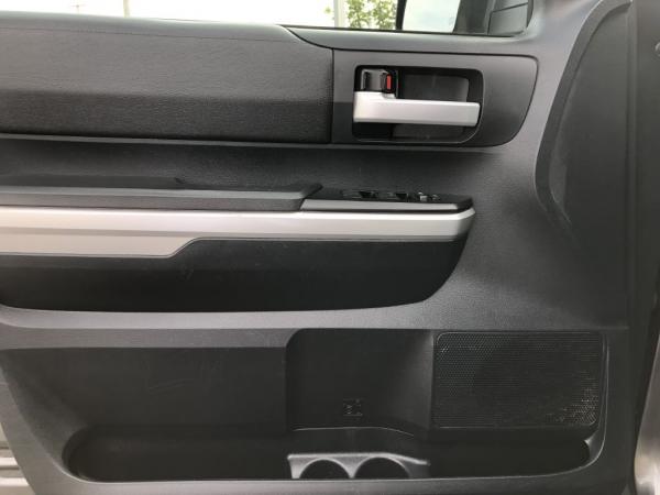 Used 2014 Toyota TUNDRA CREWMAX CREWMAX SR5