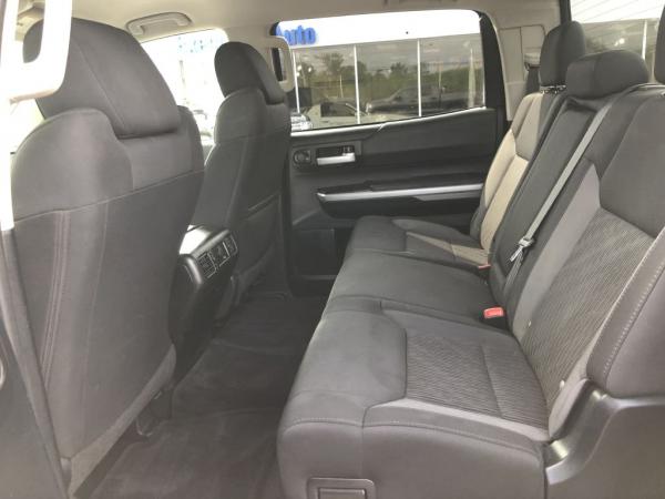 Used 2014 Toyota TUNDRA CREWMAX CREWMAX SR5