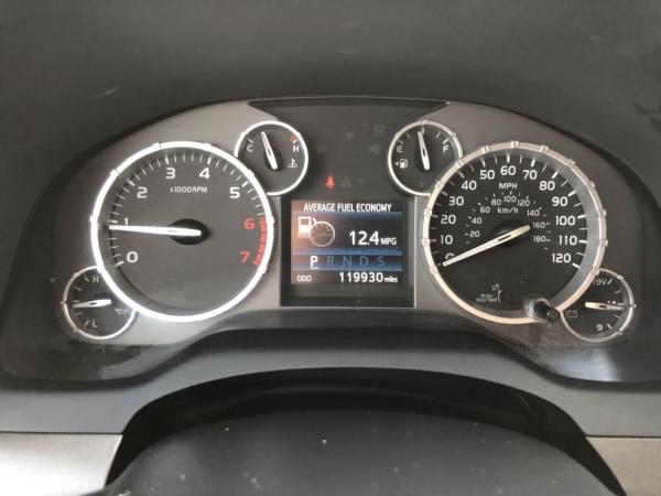 Used 2014 Toyota TUNDRA CREWMAX CREWMAX SR5
