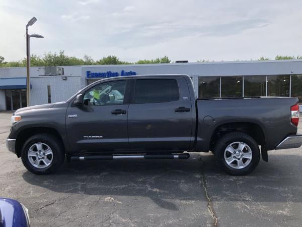 Used 2014 Toyota TUNDRA CREWMAX CREWMAX SR5