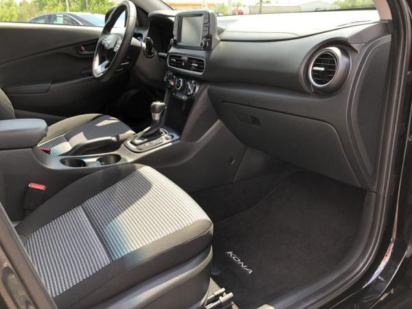 Used 2018 HYUNDAI KONA SEL SEL