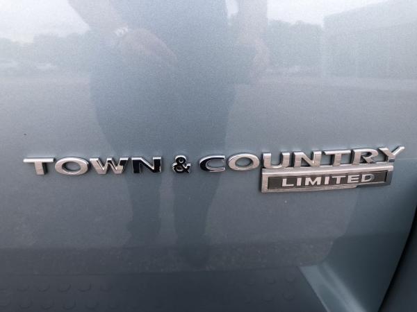 Used 2009 CHRYSLER TOWN COUNTRY LIMITED