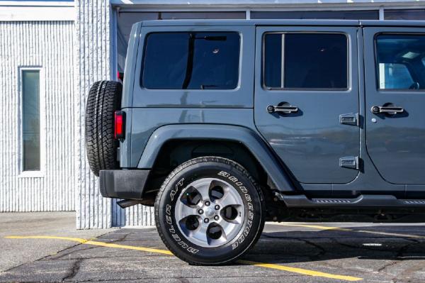 Used 2016 JEEP WRANGLER UNLIMI SAHARA