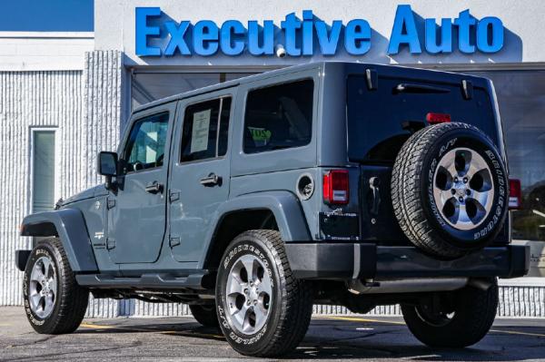 Used 2016 JEEP WRANGLER UNLIMI SAHARA