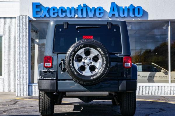 Used 2016 JEEP WRANGLER UNLIMI SAHARA