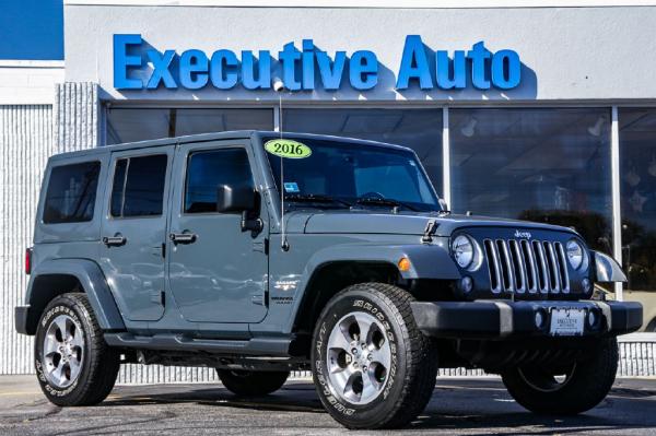 Used 2016 JEEP WRANGLER UNLIMI SAHARA