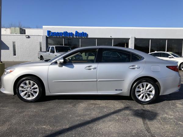 Used 2013 LEXUS ES300H 300H