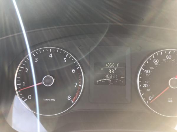 Used 2012 VOLKSWAGEN JETTA SE SE