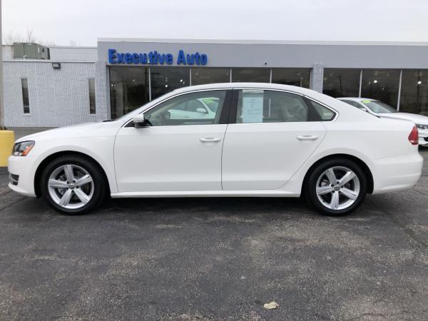 Used 2013 VOLKSWAGEN PASSAT SE SE