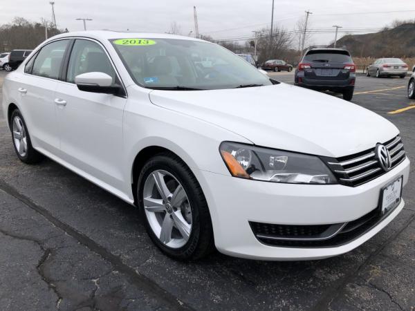 Used 2013 VOLKSWAGEN PASSAT SE SE