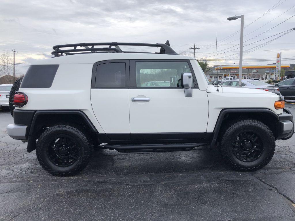 Used 2011 Toyota Fj Cruiser Suv For Sale 23 500 Executive