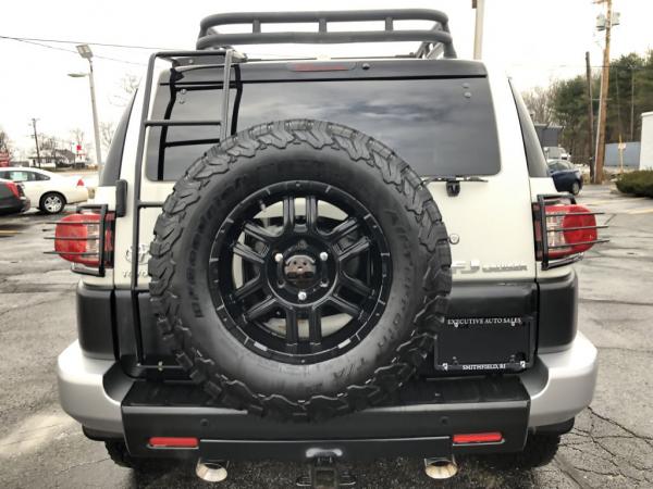 Used 2011 Toyota FJ CRUISER SUV