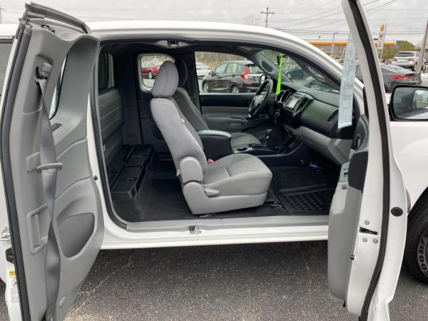 Used 2015 Toyota TACOMA ACCESS CAB