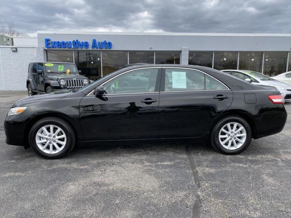 Used 2011 Toyota CAMRY XLE BASE