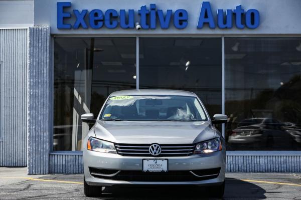 Used 2013 VOLKSWAGEN PASSAT S