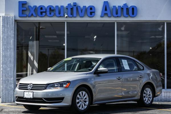 Used 2013 VOLKSWAGEN PASSAT S