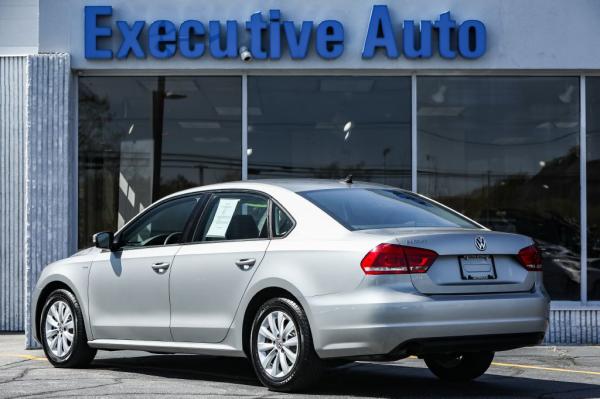 Used 2013 VOLKSWAGEN PASSAT S